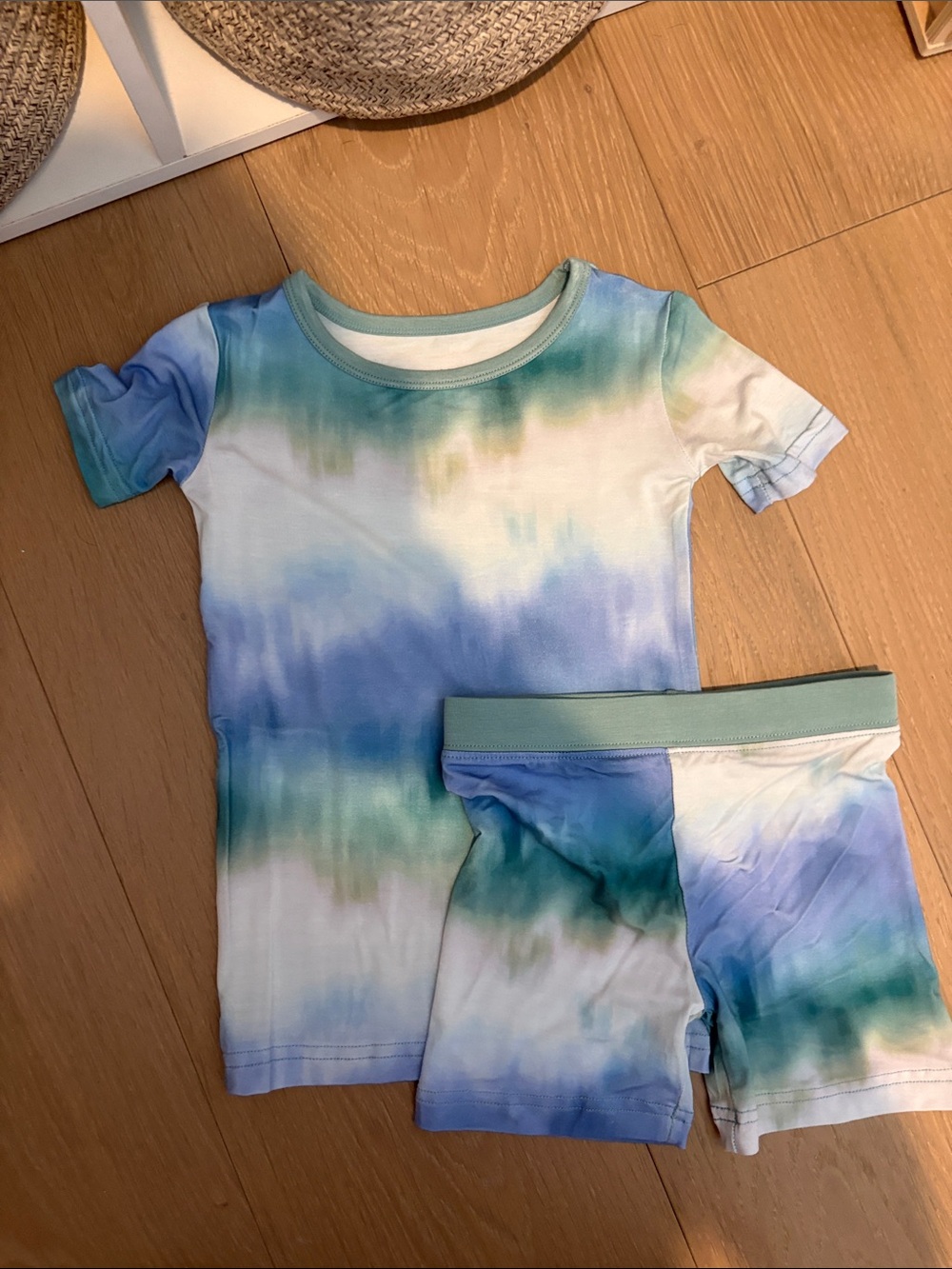 NWOT Little Sleepies tie dye two piece pjs